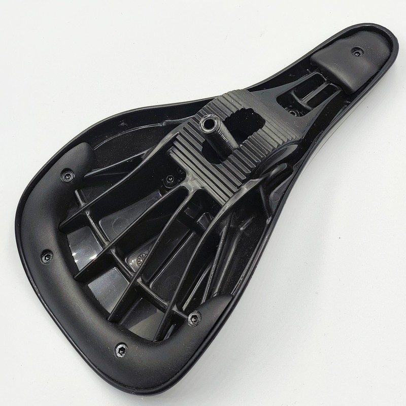 Dirt‑Track Racing BMX Saddle,  - Mountain Biking Track 评论和价格